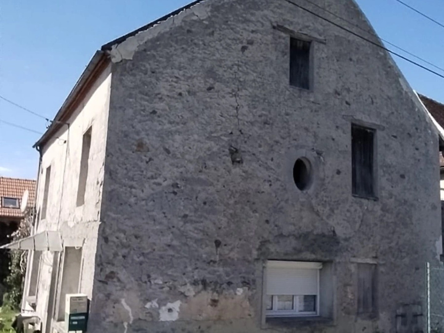 Maison à vendre 1 pièces ARTONGES (02)