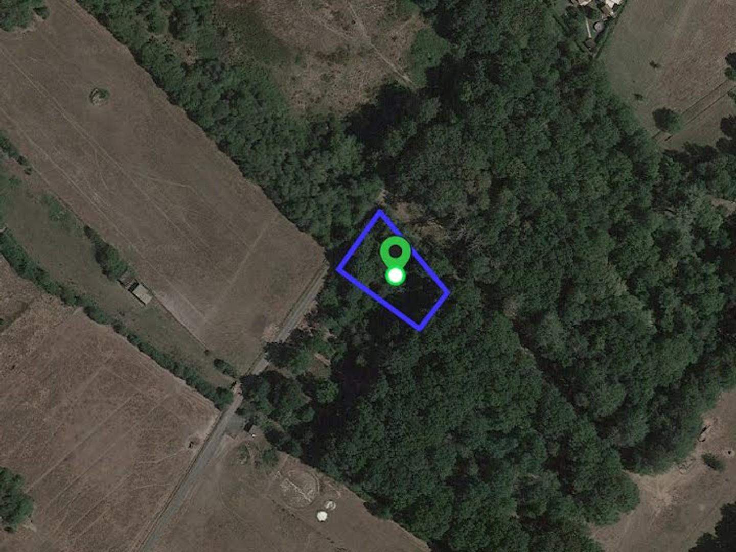 Terrain 1300 m²