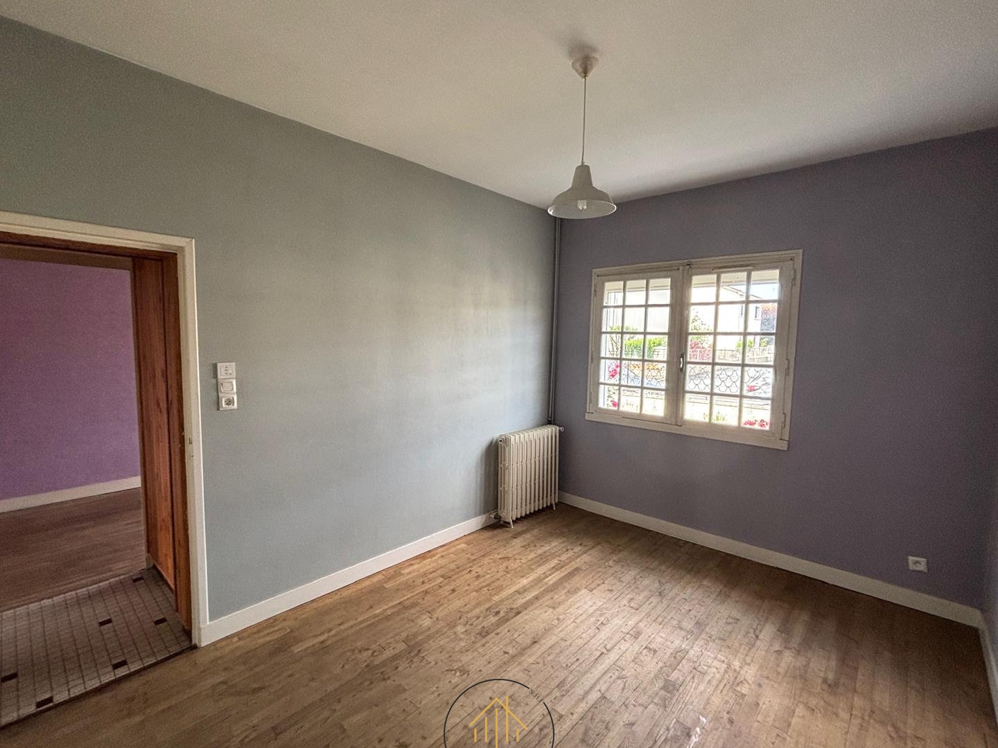 MAISON DE PLAIN-PIED - 140 m2 - 6 CHAMBRES - TERRAIN CLOS