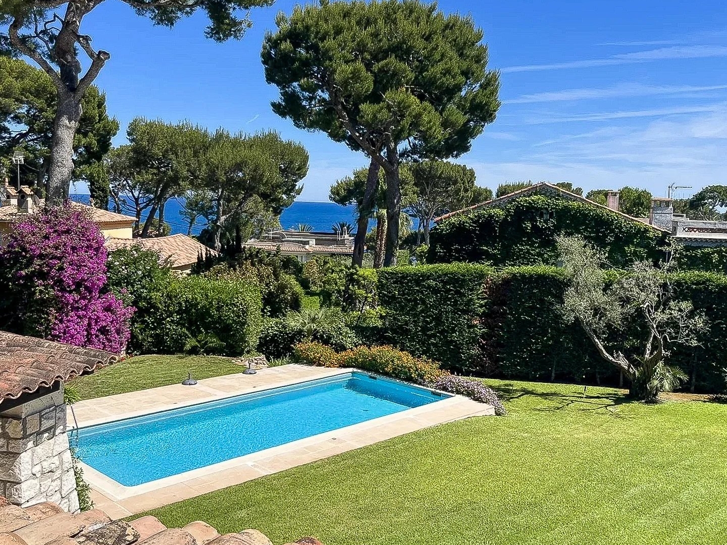 Maison à vendre - 9 pièces - 315m2 - Antibes (06160)