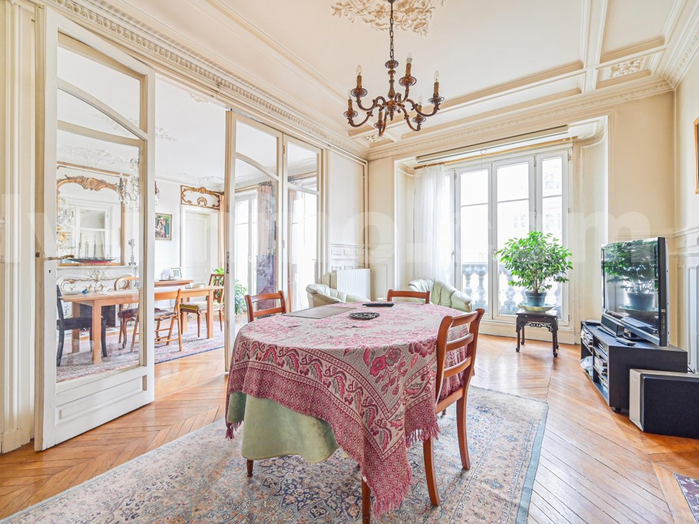 Appartement à vendre - 5 pièces - 112m2 - Paris 18e (75018)