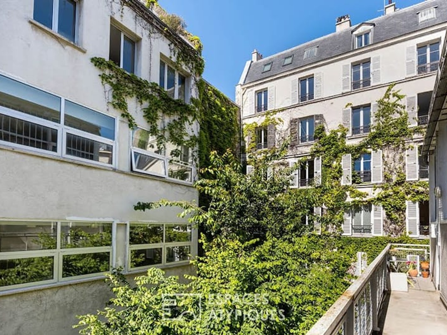 Local 4 pièces 76 m²