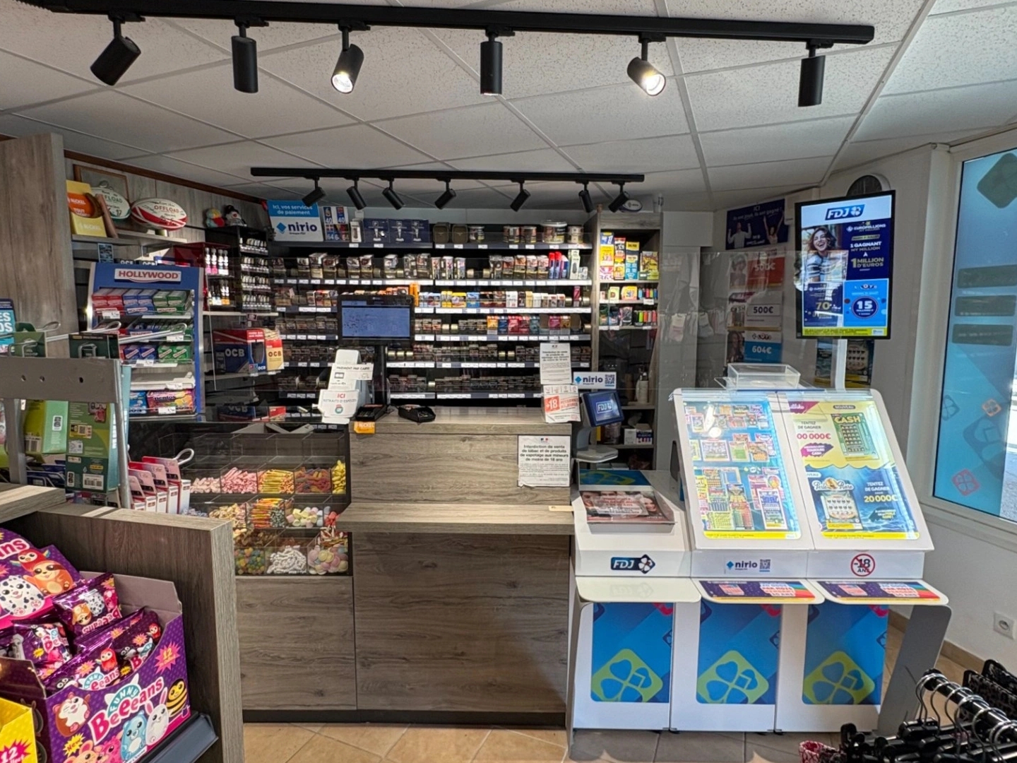 Magasin à vendre - 2 pièces - Saint-Martin-De-S... (40390)