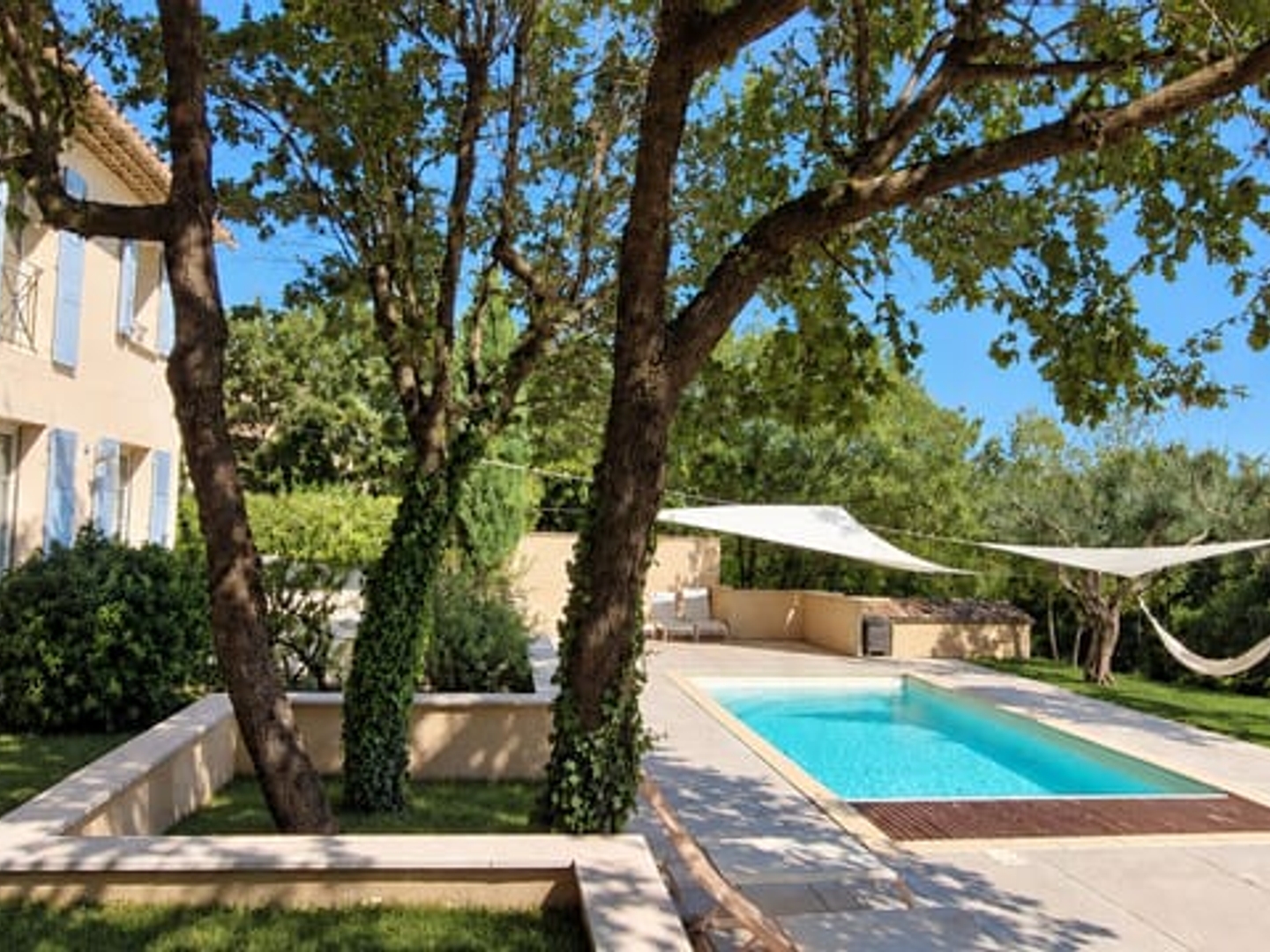 Maison à vendre - 7 pièces - 192m2 - Bourg-Saint-Andéol (07700)