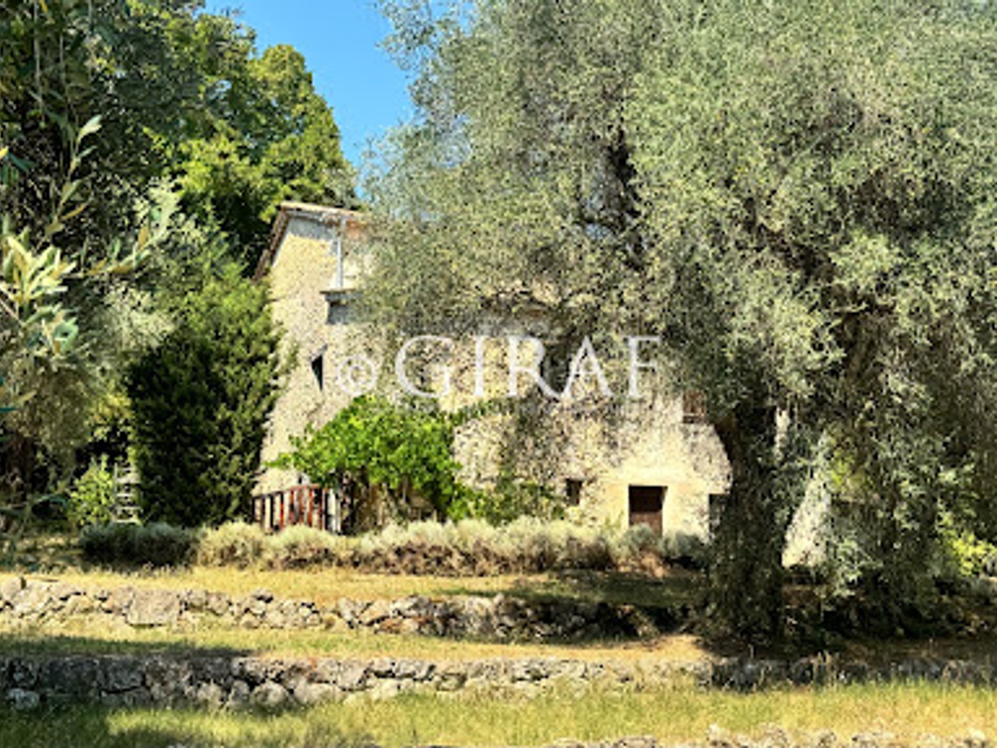 Villa 4 pièces 160 m²