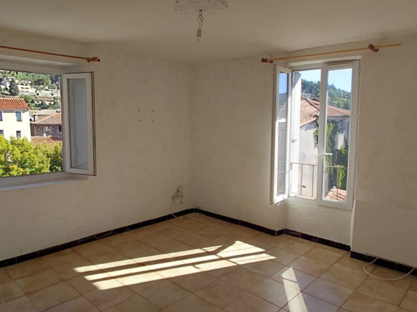 Appartement à vendre - 3 pièces - 45m2 - Le Vigan (30120)