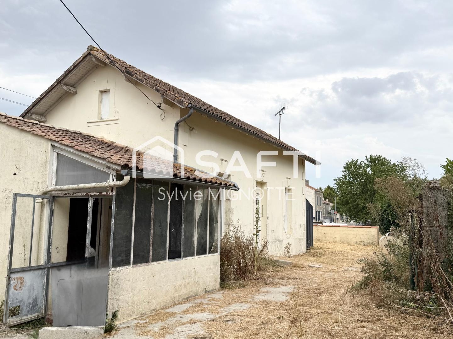 Immeuble à vendre - 4 pièces - 80m2 - Marsais (17700)