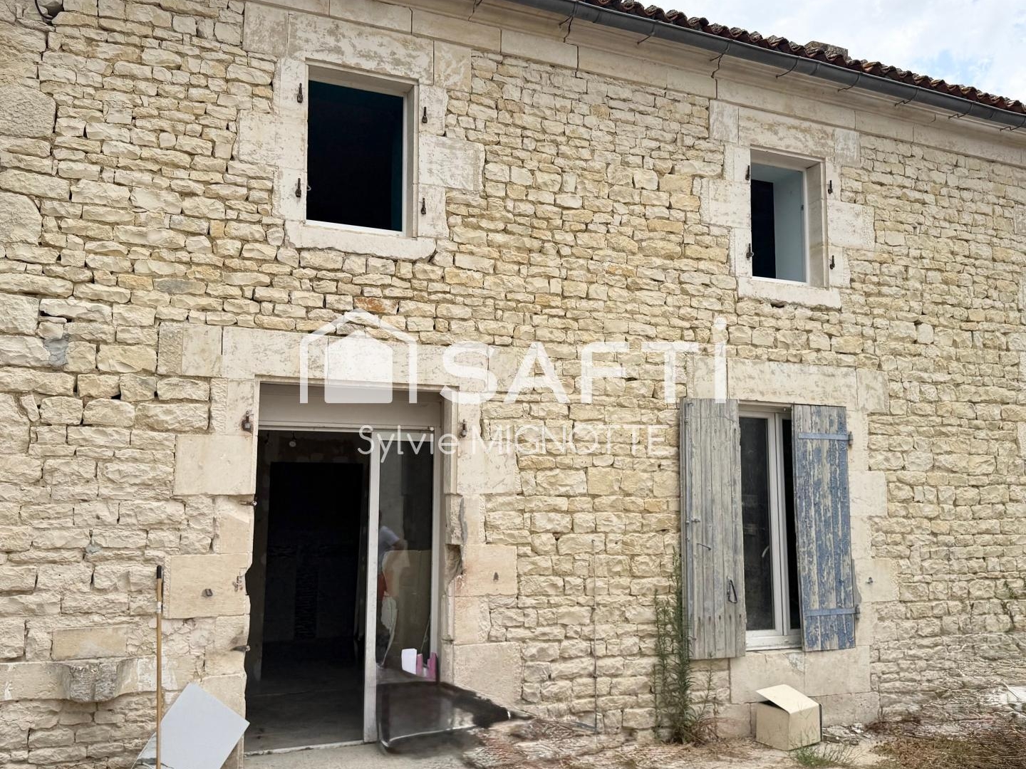 Immeuble à vendre - 4 pièces - 80m2 - Marsais (17700)