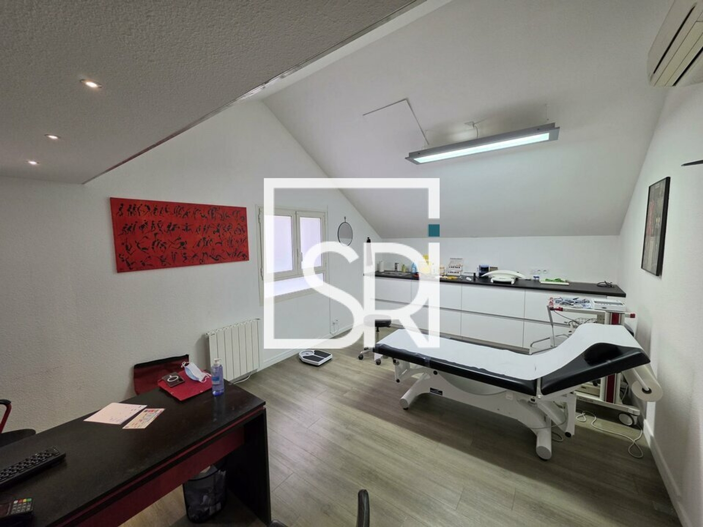 Locaux à vendre - 199m2 - Clermont-Ferrand (63000)