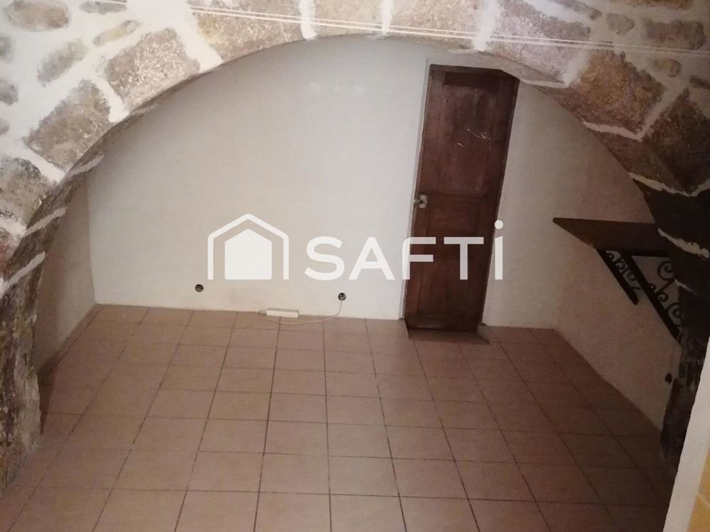 Maison à vendre - 3 pièces - 105m2 - Le Val (83143)