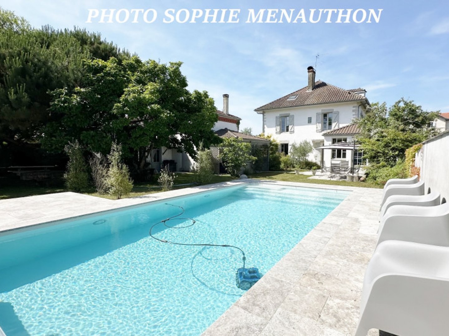 Maison bourgeoise 9 pièces 330 m²