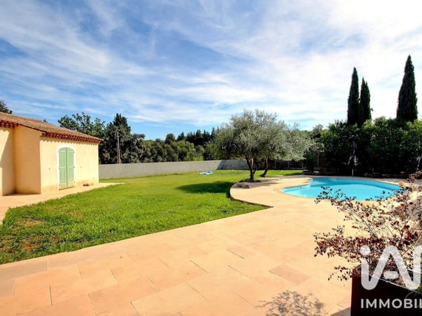 Maison à vendre - 5 pièces - 140m2 - Solliès-Pont (83210)