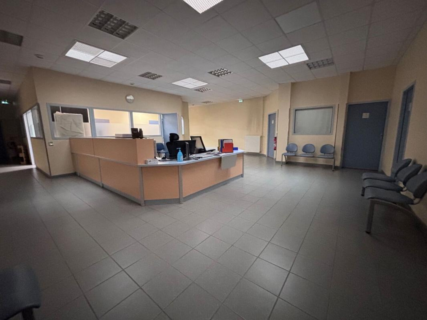 Locaux d'activités à vendre