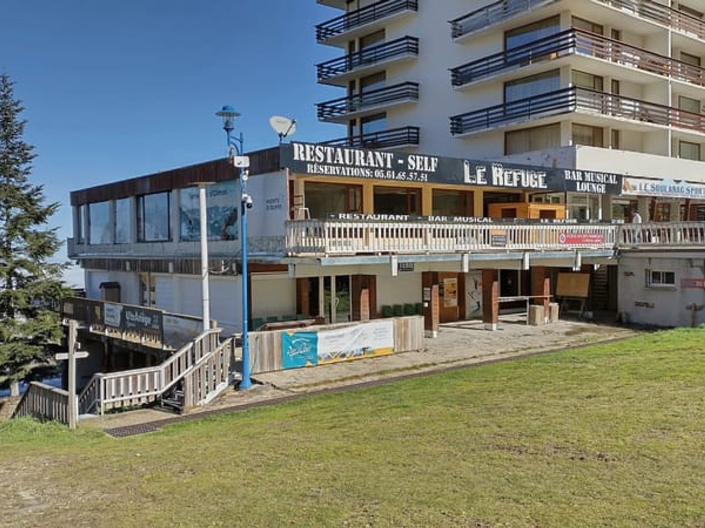 Bureaux à vendre - 6 pièces - 468m2 - Montferrier (09300)
