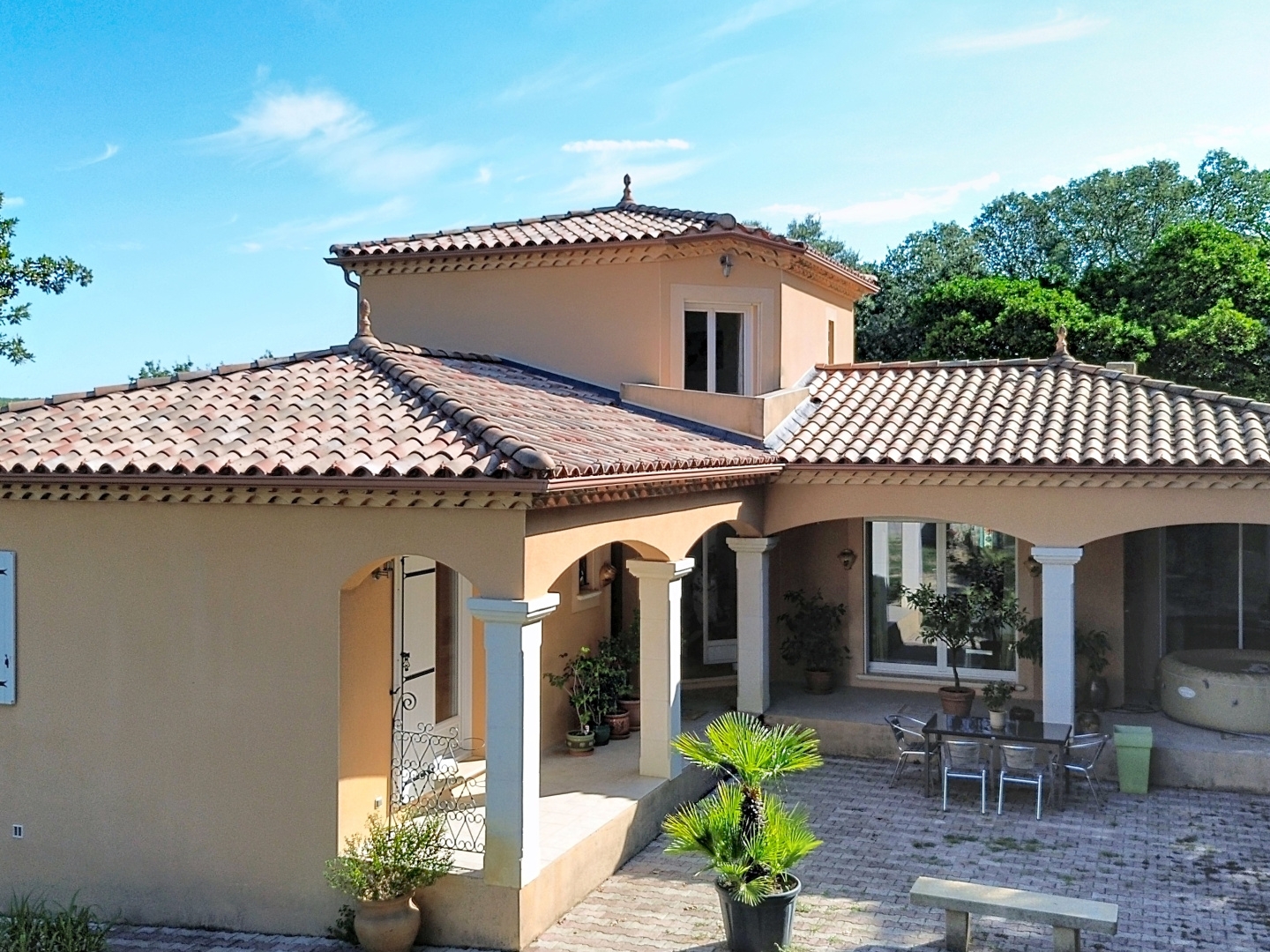 Maison à vendre - 4 pièces - 118m2 - Uzès (30700)