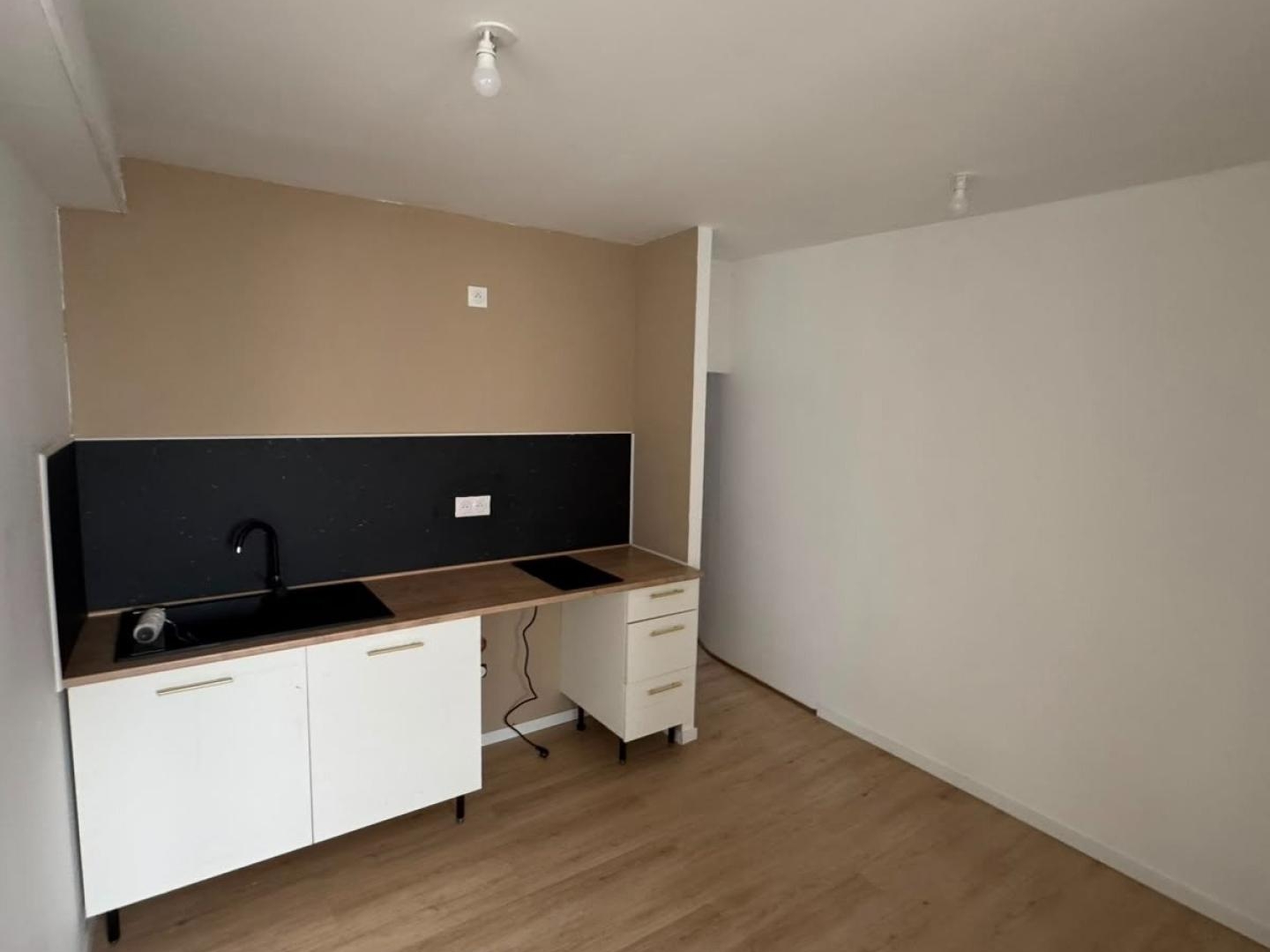 Immeuble à vendre - 90m2 - Conlie (72240)