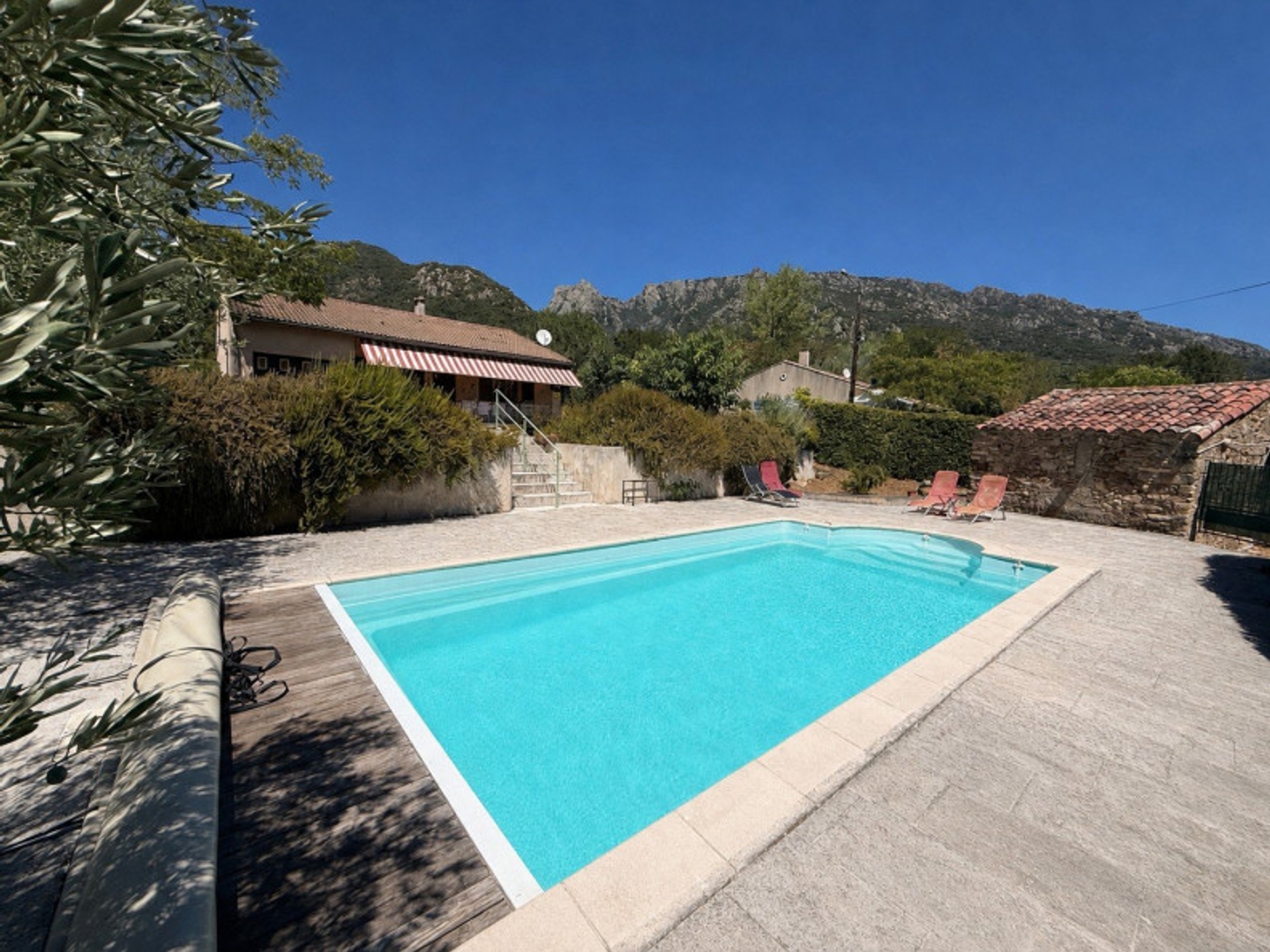 Maison 4 pièces 77 m²