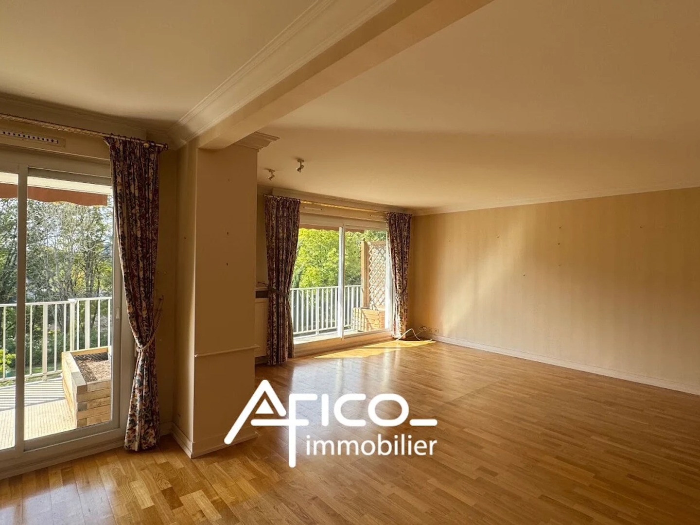 Appartement à vendre - 5 pièces - 106m2 - Tours (37100)