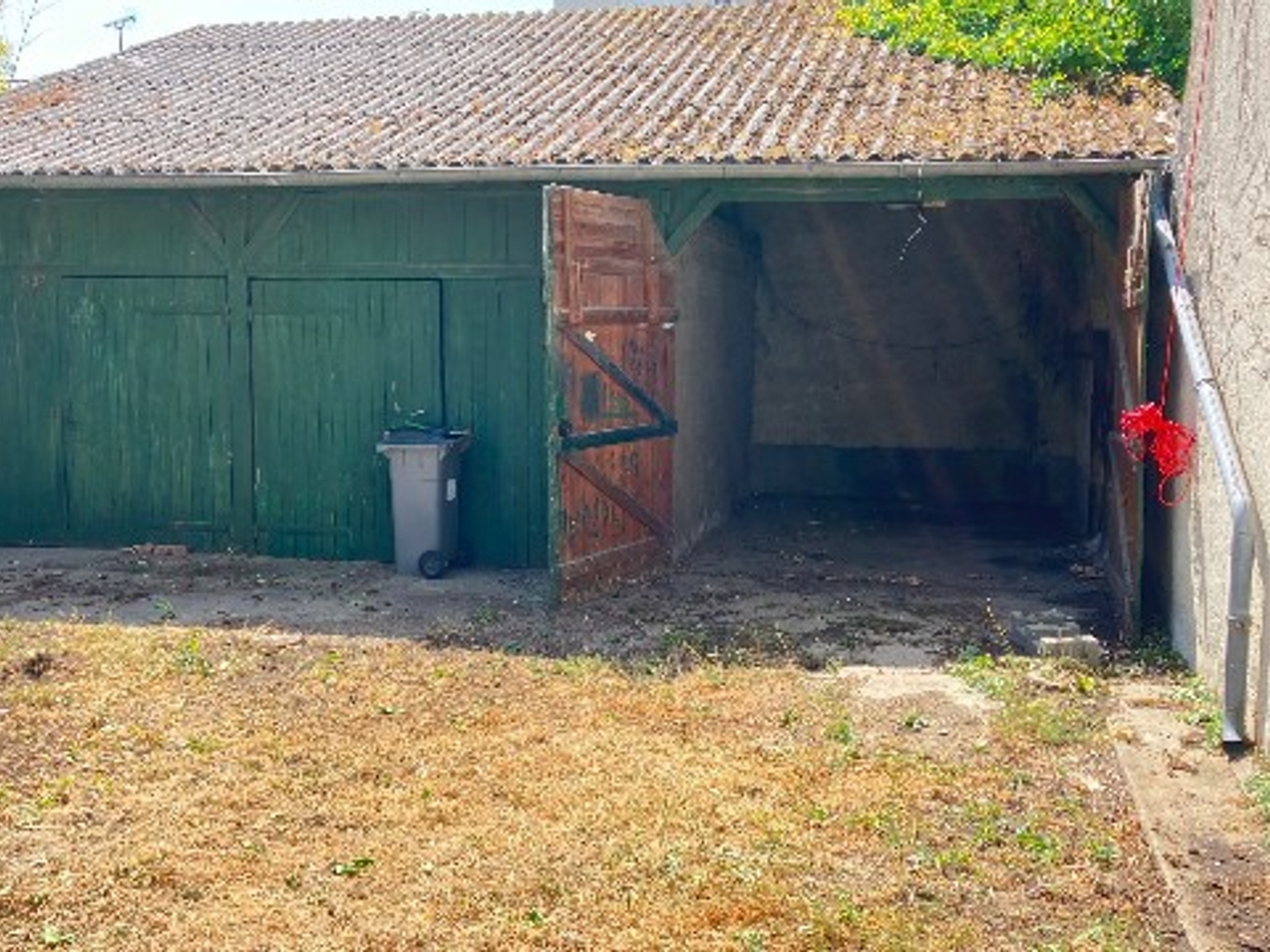 Terrain 134 m²