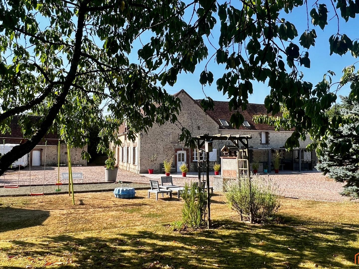 Maison à vendre - 5 pièces - 146m2 - Perche En Nocé (61340)