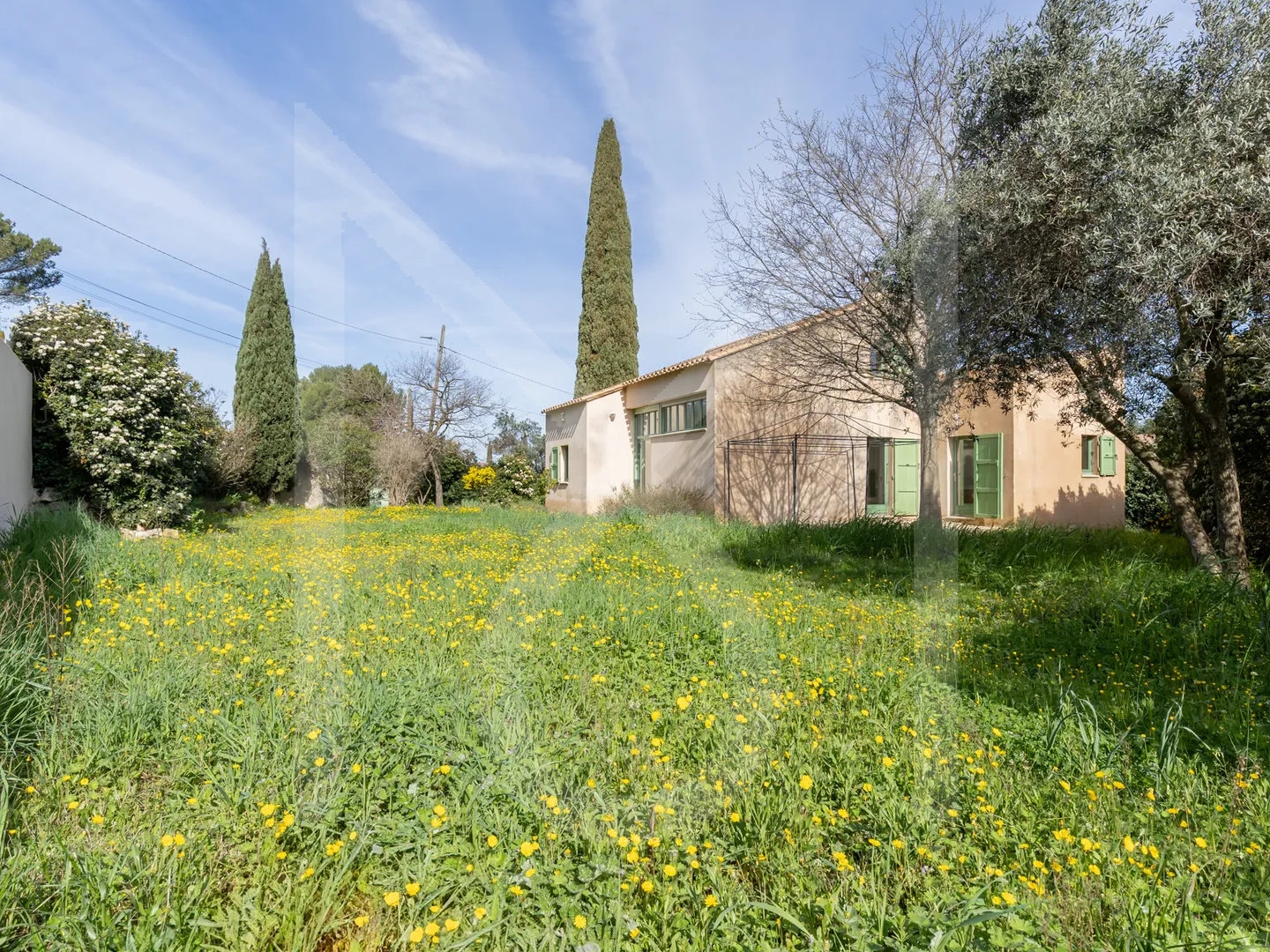 Maison à vendre - 7 pièces - 143m2 - Orgon (13660)
