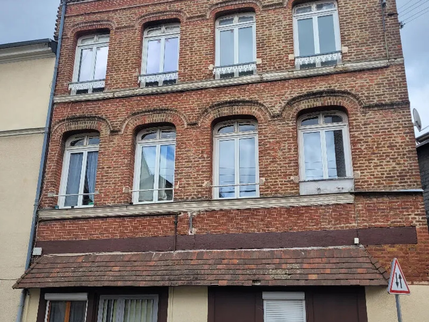 Immeuble de rapport 4 pièces 185 m²