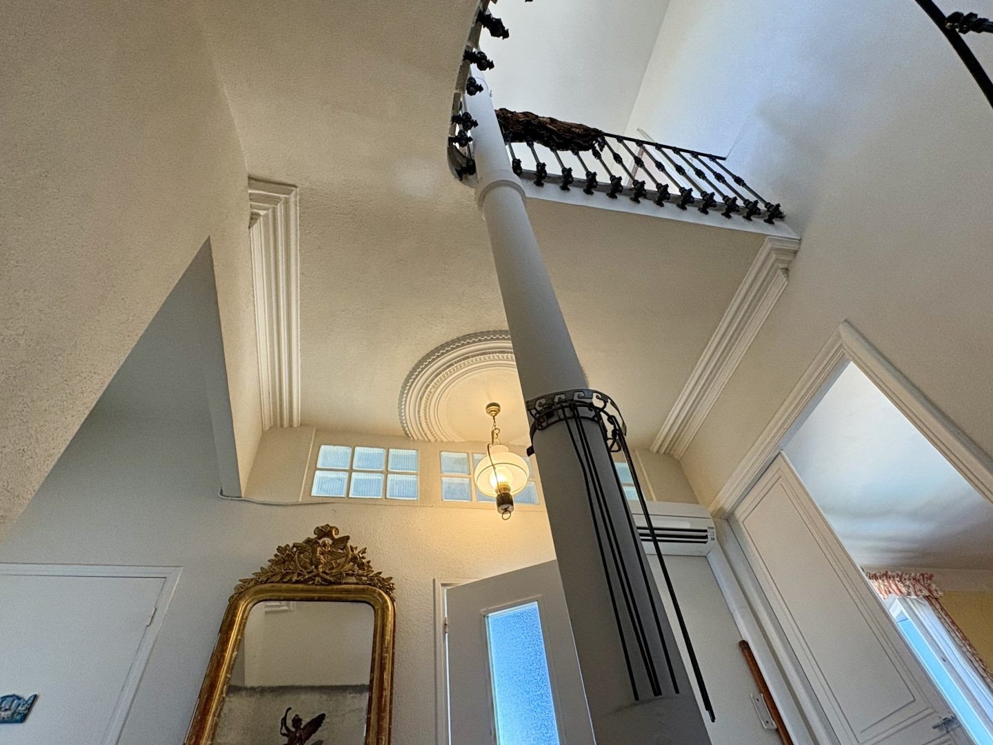 Maison à vendre - 7 pièces - 234m2 - Luc-Sur-Orbieu (11200)