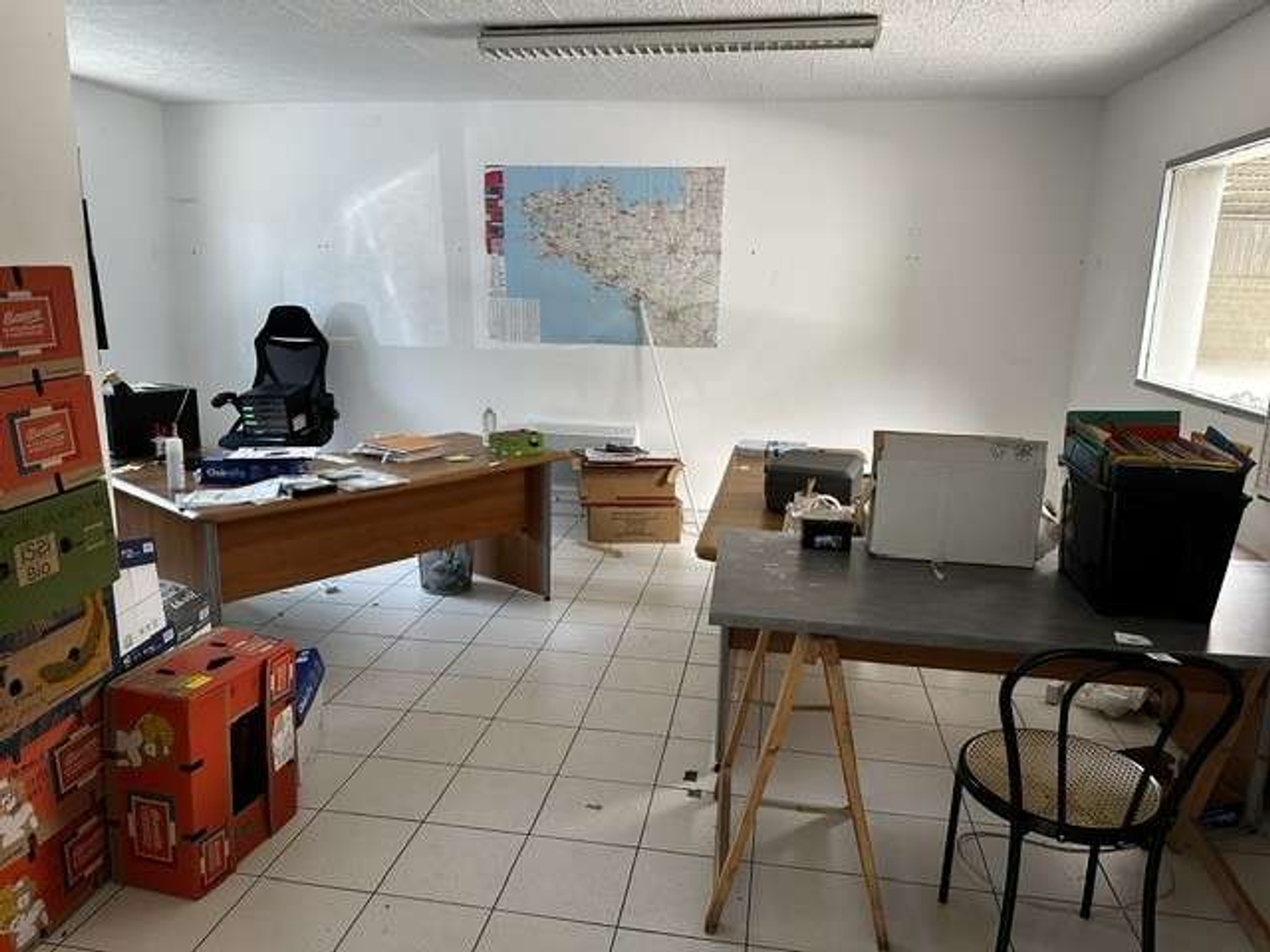 Entrepôt professionnel de 900 m2