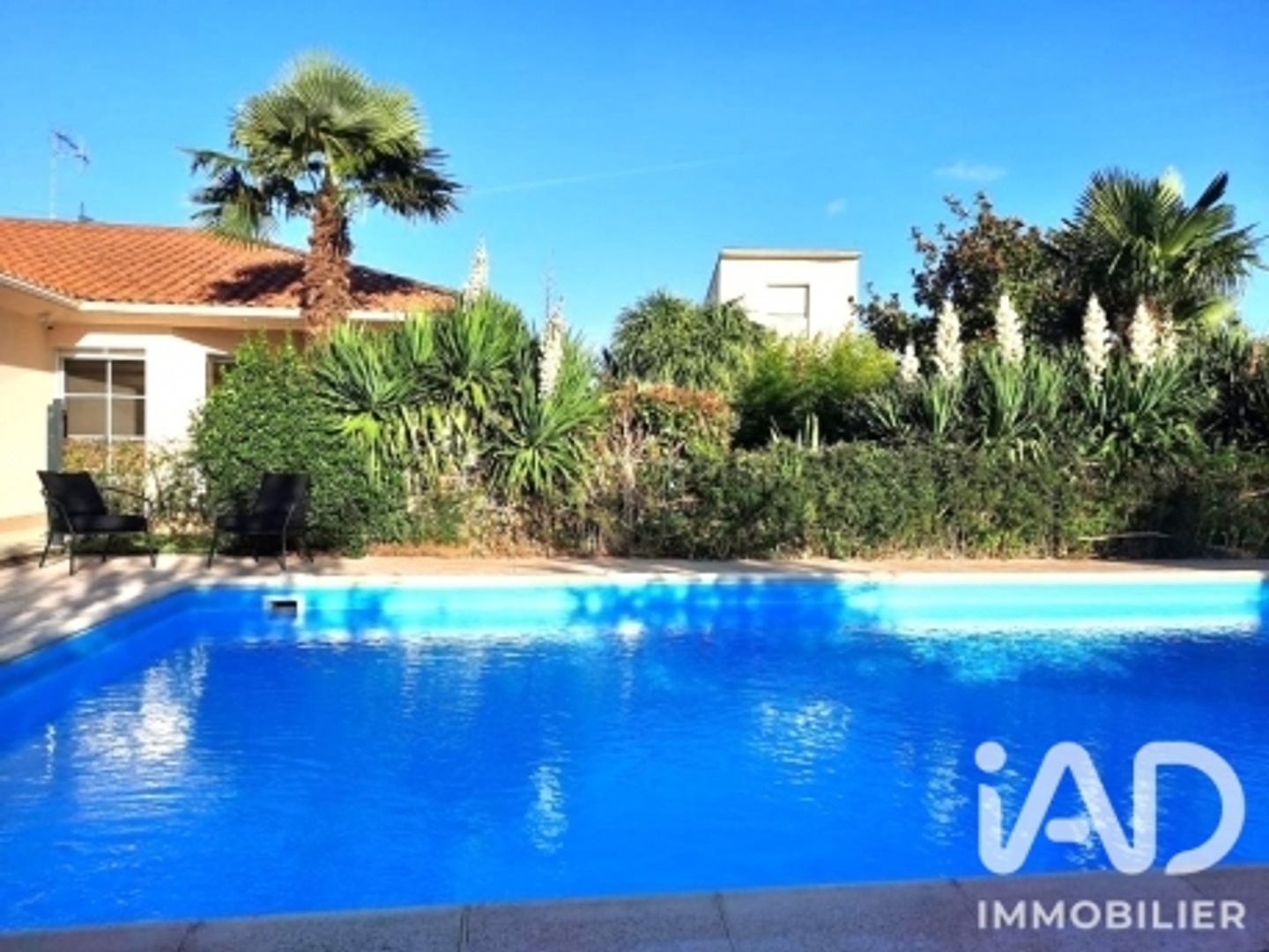 Maison 7 pièces 225 m²