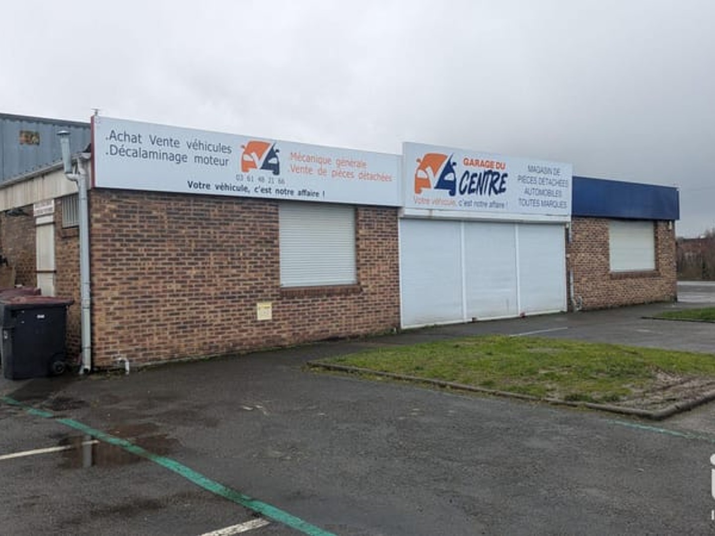 Immeuble commercial 310 m²