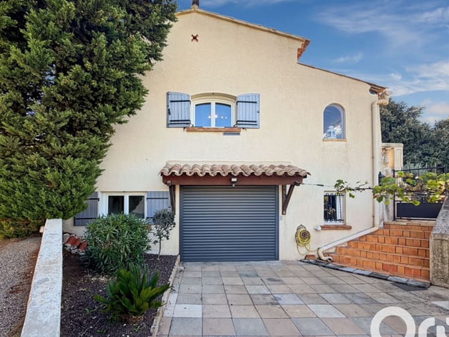 Maison à vendre - 4 pièces - 127m2 - Bollène (84500)