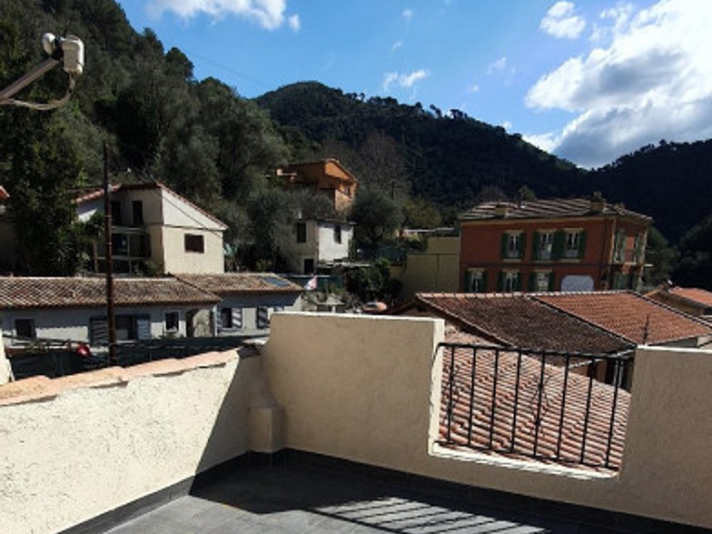 Maison à vendre - 4 pièces - 53m2 - Tourrette-Levens (06690)