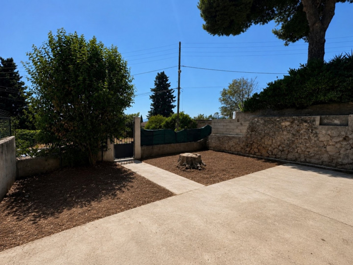 Maison à vendre - 4 pièces - 102m2 - Marseille 13e (13013)