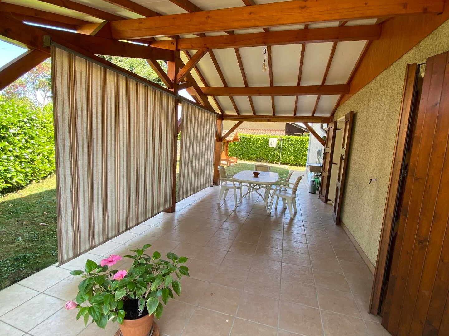 Maison à vendre - 5 pièces - 138m2 - Ars-Sur-Formans (01480)