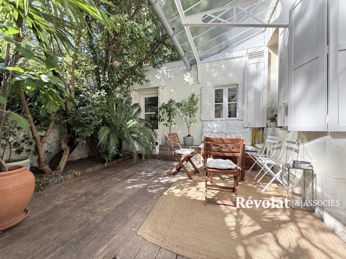 Vends maison - 90 m² - 3 pièces, 2 chambres - Bordeaux 33800