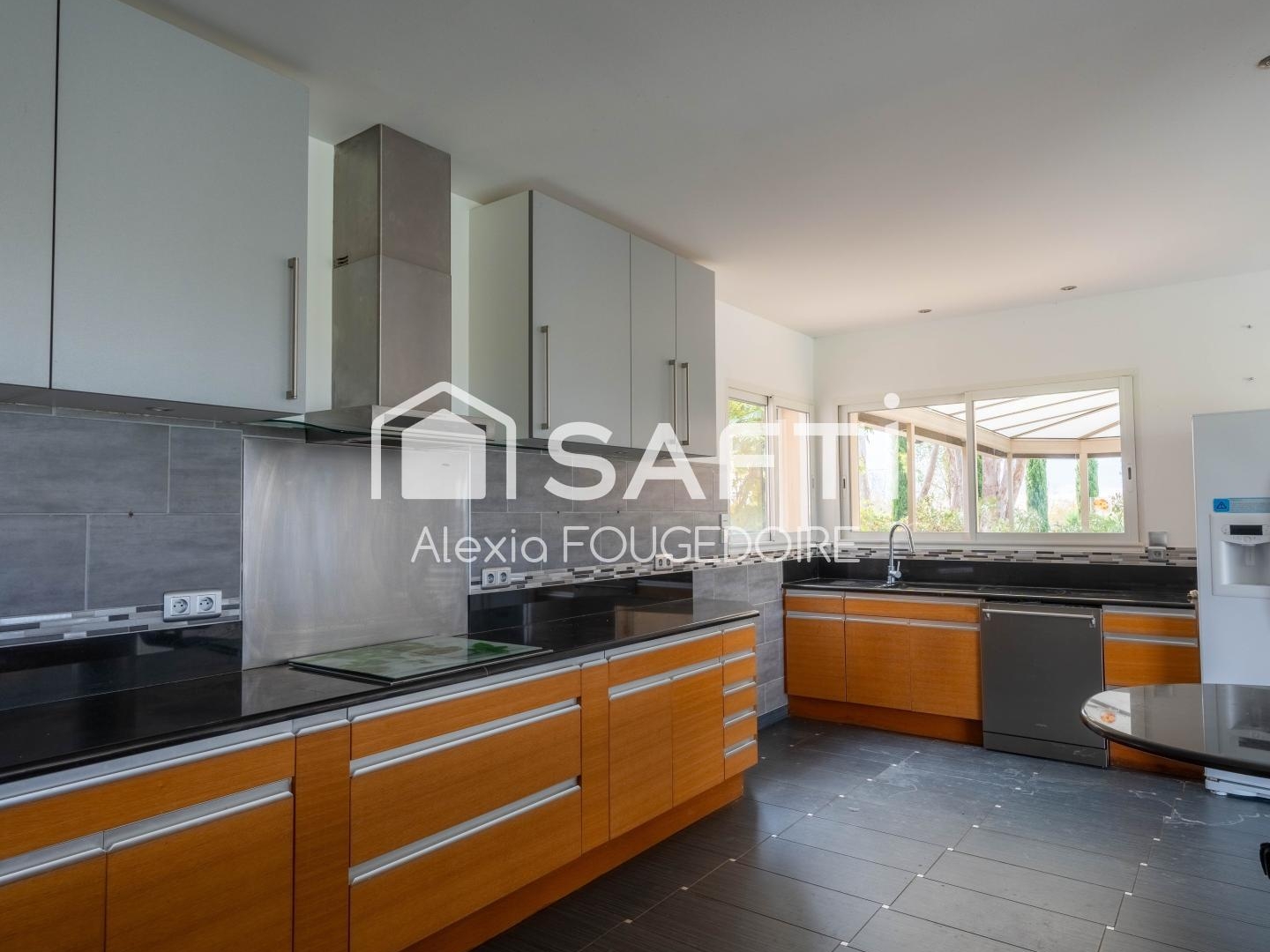 Maison à vendre - 9 pièces - 297m2 - Lescure-D'albigeois (81380)