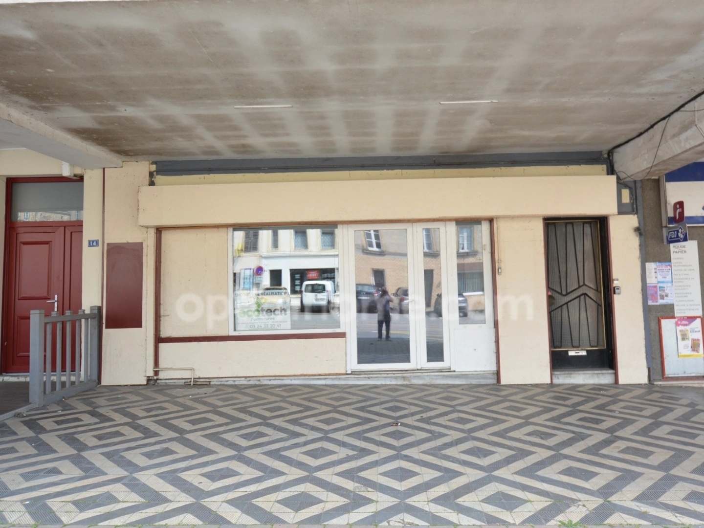 Appartement à vendre - 10 pièces - 270m2 - Stenay (55700)