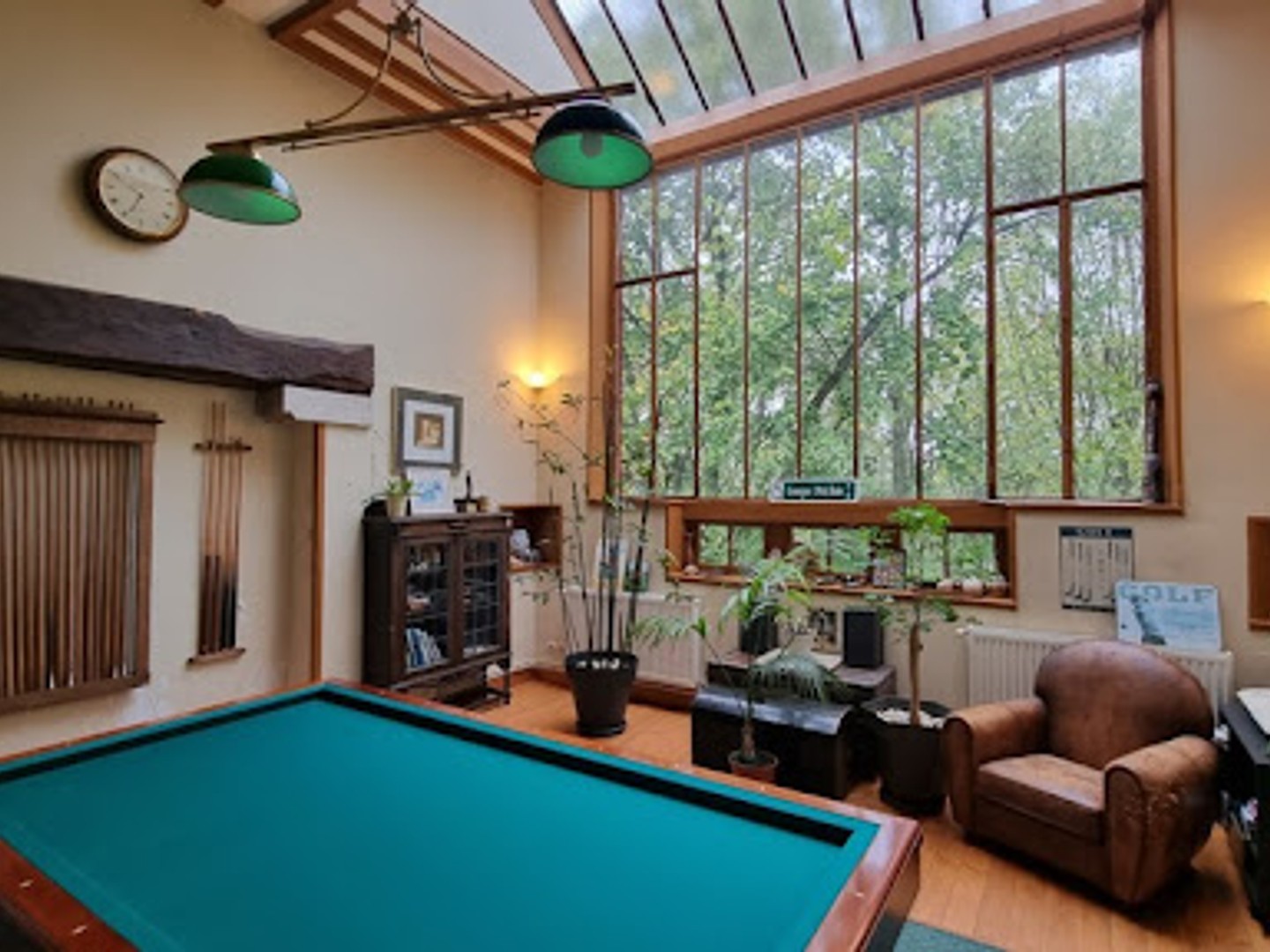 Maison 11 pièces 370 m²