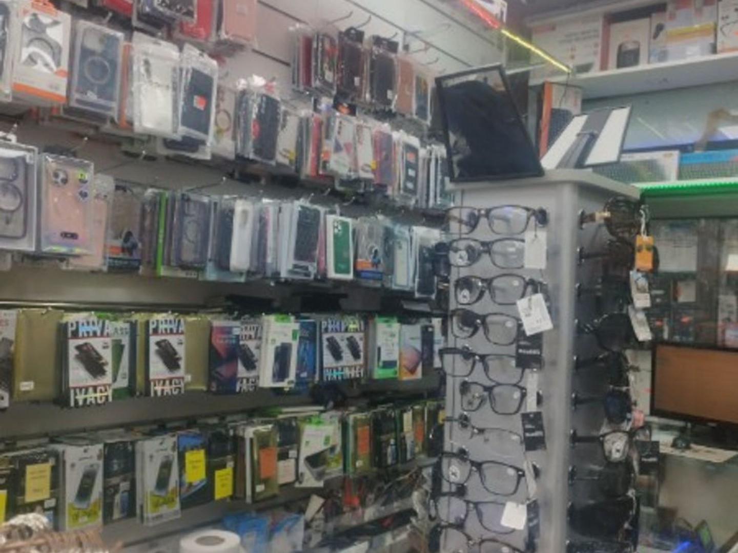 Paris 10ème Boutique équipée prête à exploiter Secteur Jaurès / Stalingrad