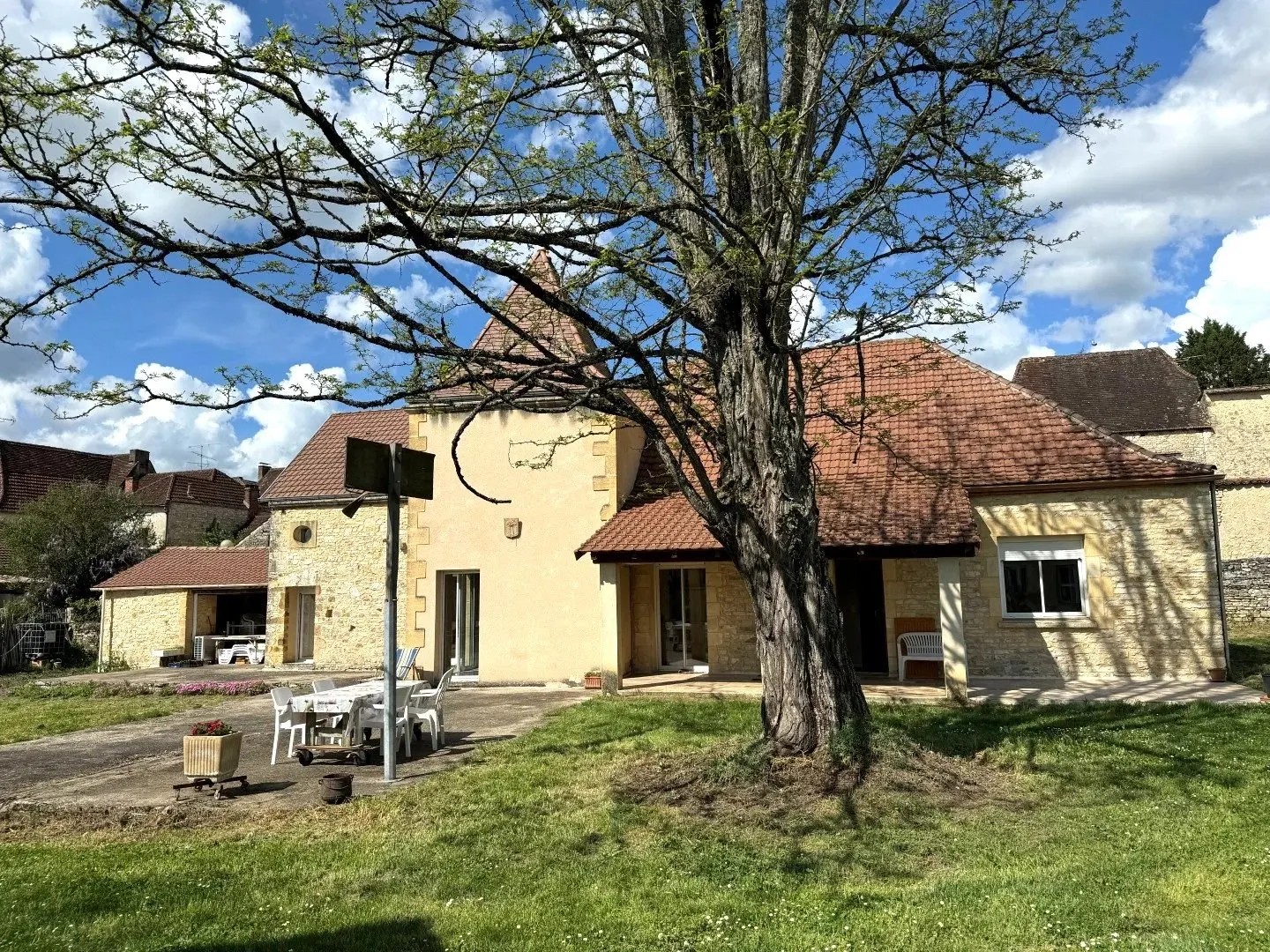 Maison à vendre - 8 pièces - 148m2 - Montcléra (46250)