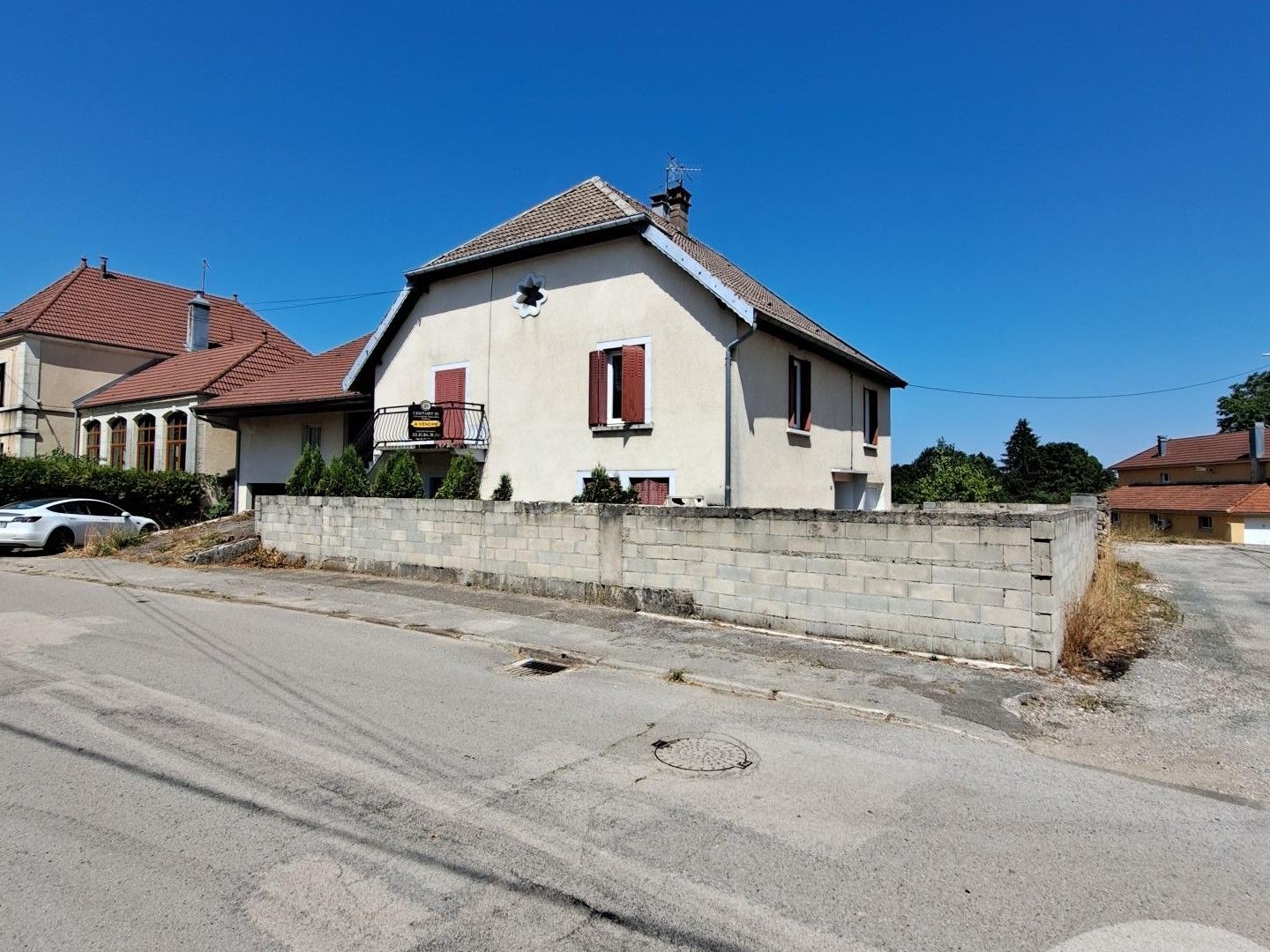 Maison à vendre - 5 pièces - 146m2 - Charmoille (25380)