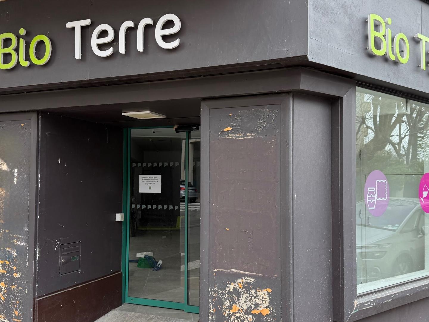 Magasin à vendre - 7 pièces - 195m2 - Le Vésinet (78110)