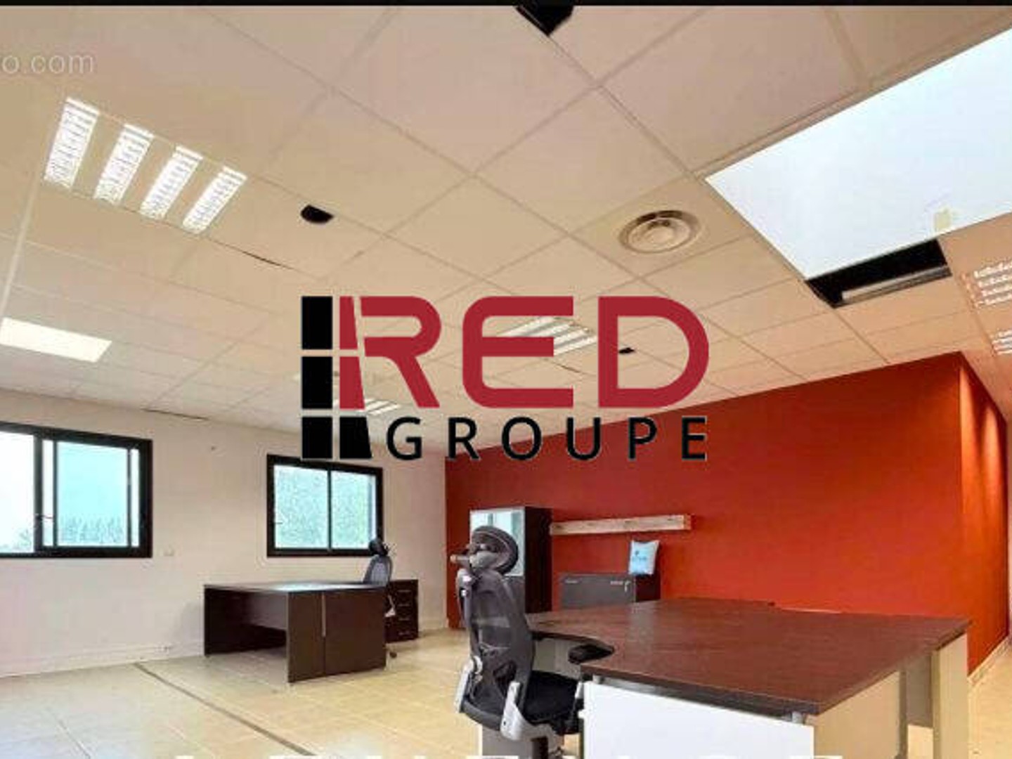 Commerce 84 m² à eguilles