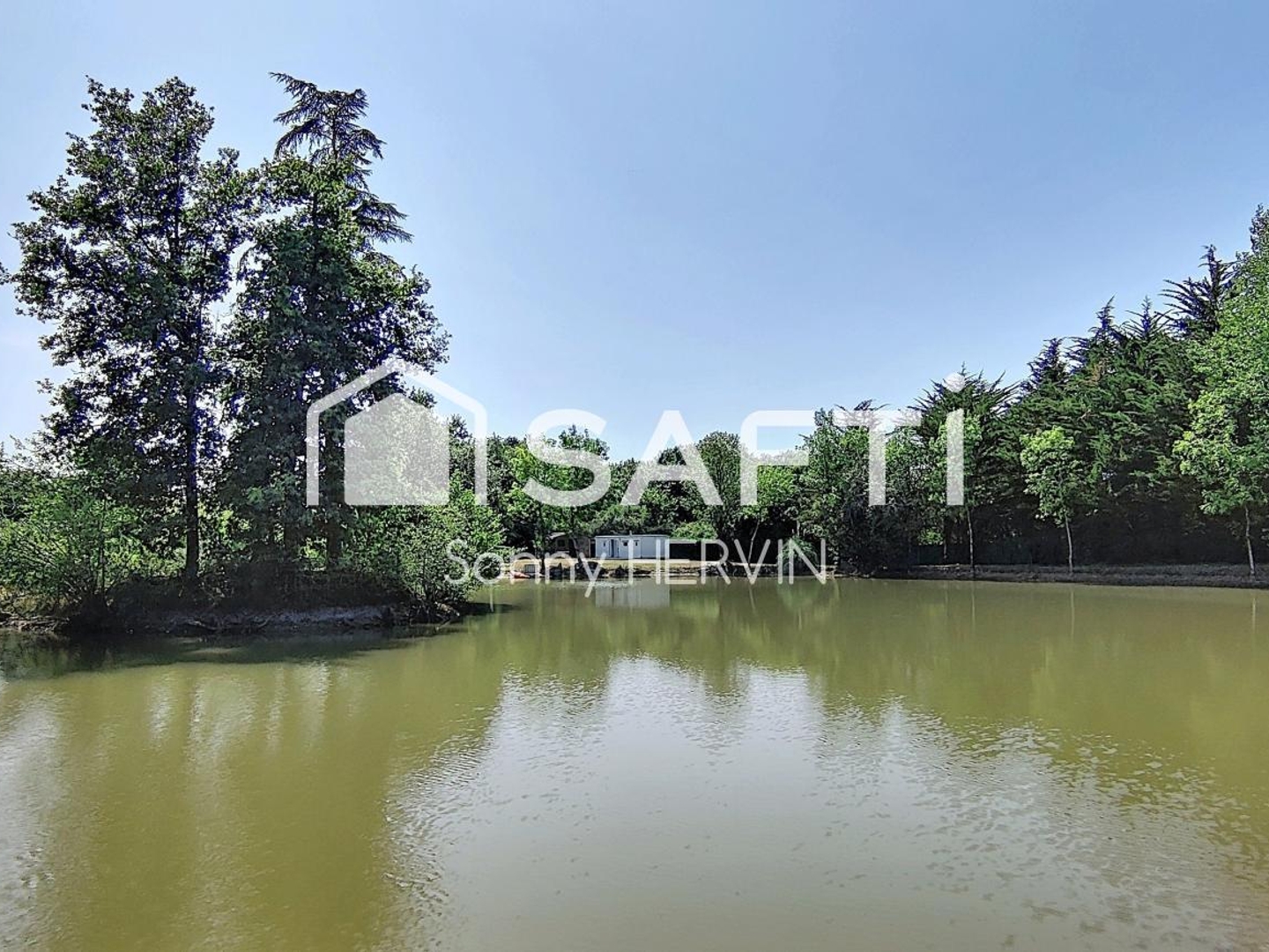 Autre à vendre - 4200m2 - Grosbreuil (85440)