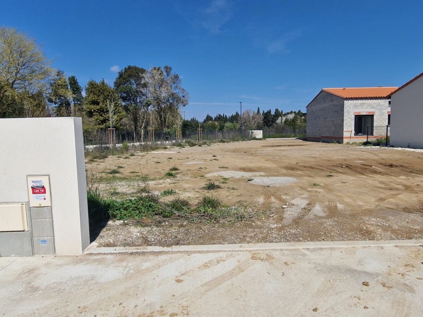 Terrain en individuel 300 m²