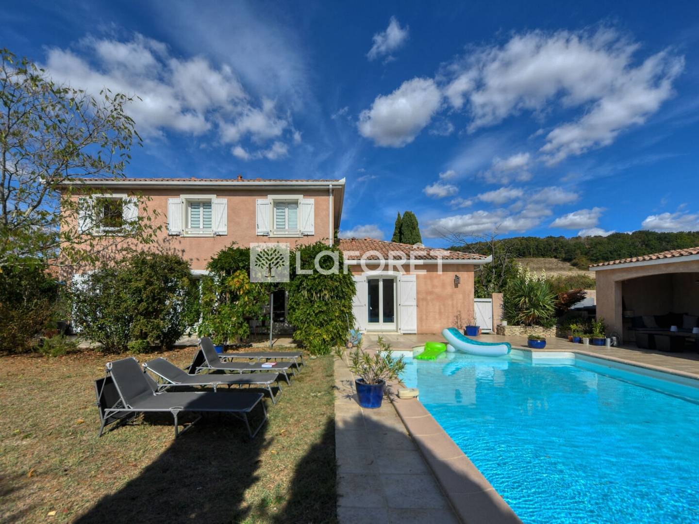 Maison 5 pièces 164 m²