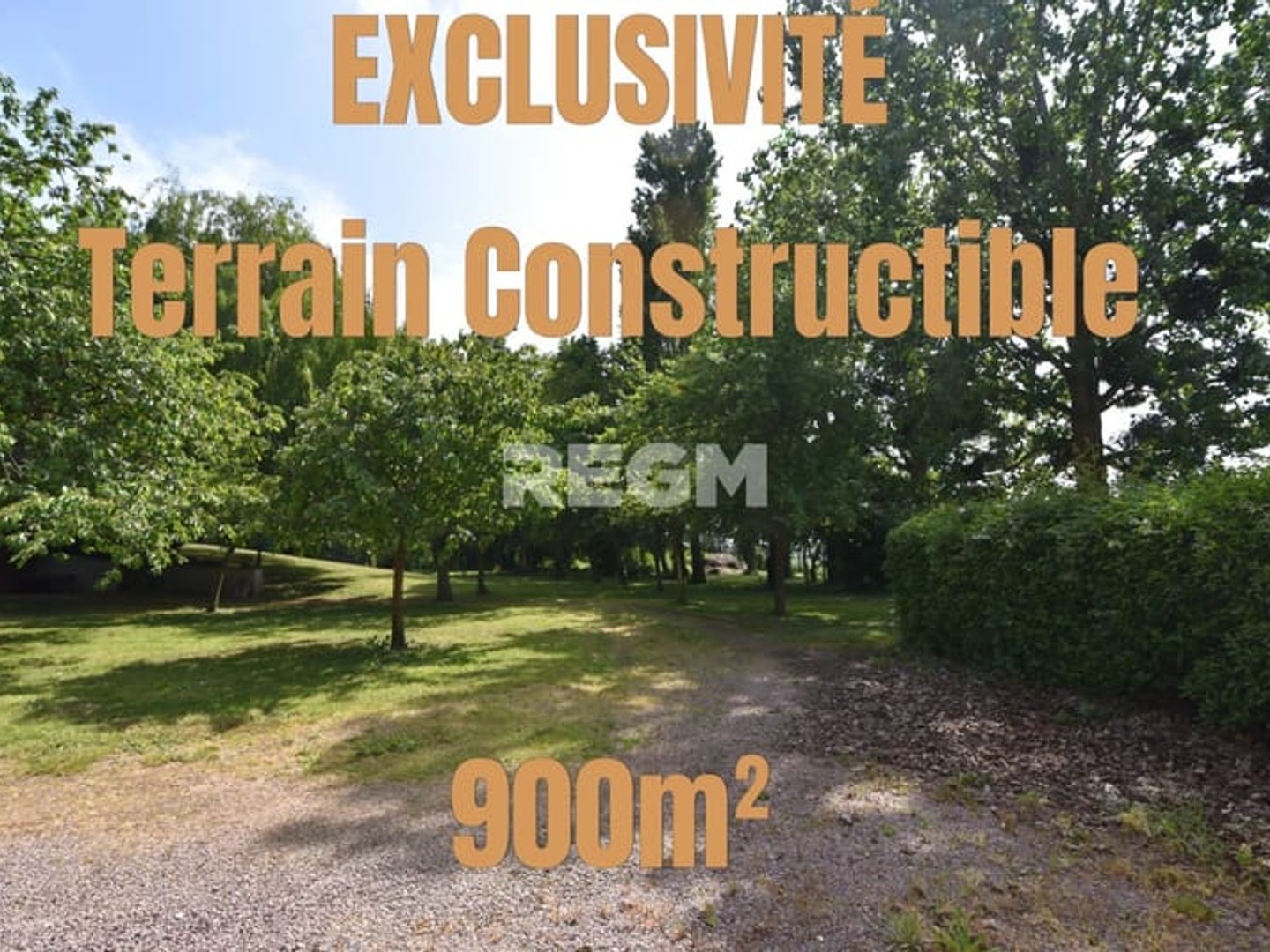 EXCLUSIF : Terrain constructible hors lotissement de 900m2