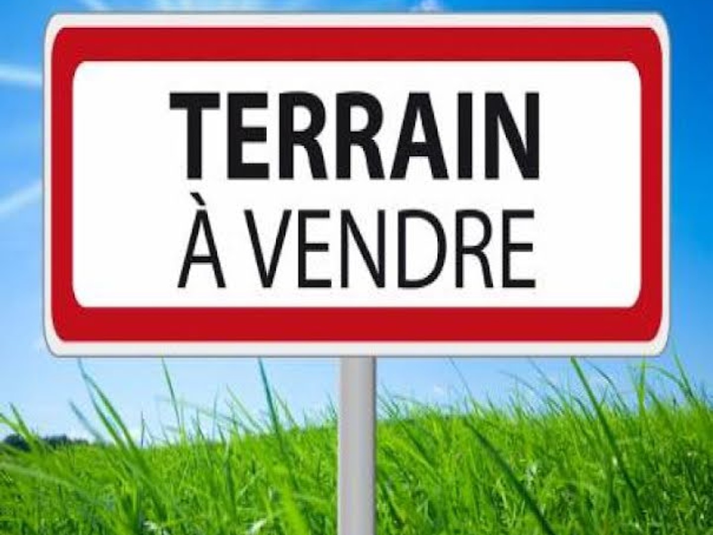 Terrain 825 m²
