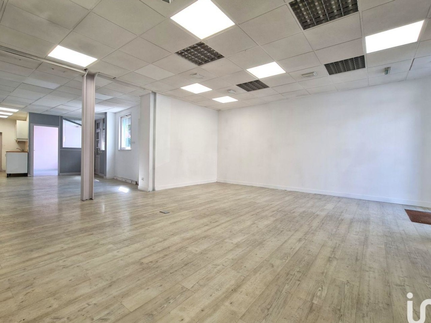 Location Boutique/Local commercial 65 m²