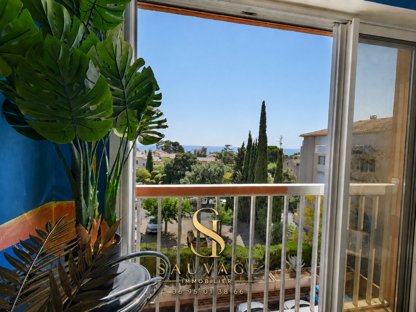 Appartement à vendre - 2 pièces - 29m2 - Fréjus (83370)